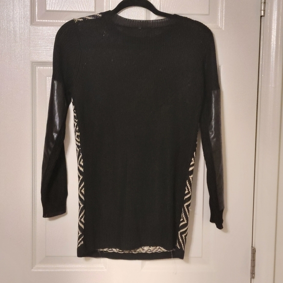 PARKER Women's Black Geometric Pattern Long Sleeve Knitted Sweater Size XSmall - Picture 8 of 15